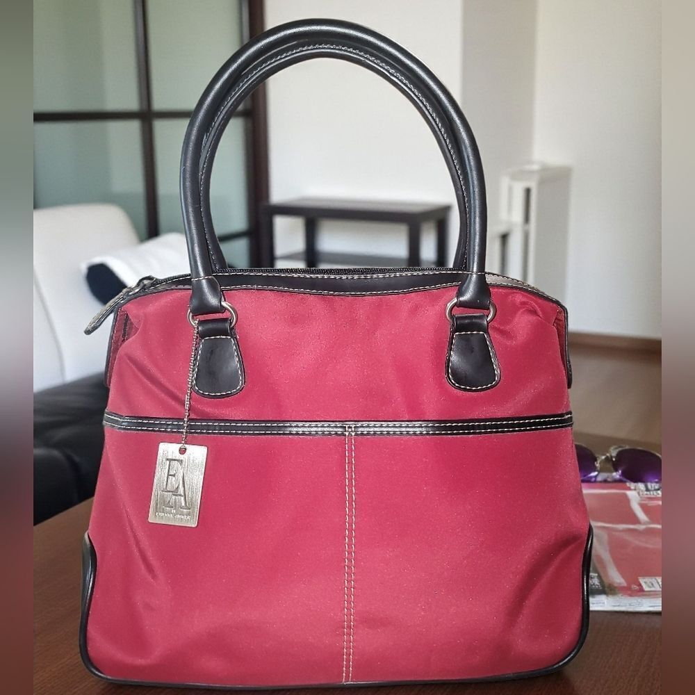 Etienne Aigner Red and Black Nylon Shoulder Bag In EUC
